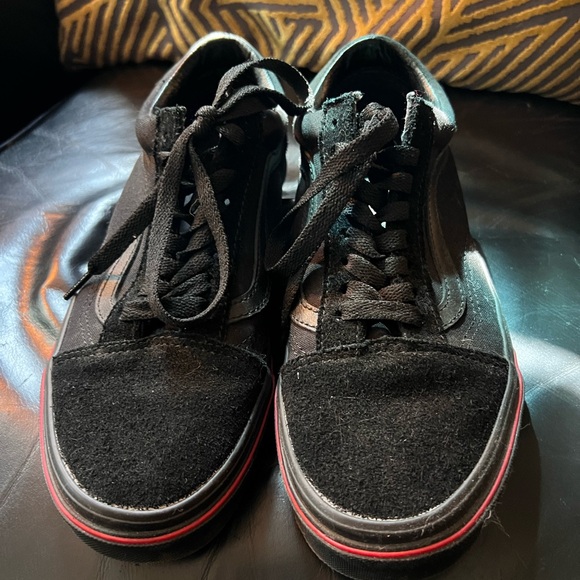 Vans Black and Red Flame Sneakers - Picture 2 of 6